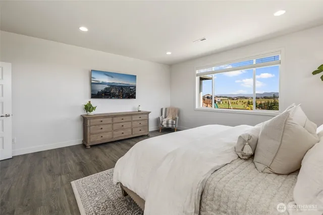 $1,100,000 | 6917 232nd Avenue East, Buckley, WA 98321