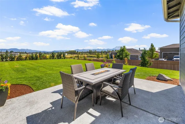 $1,100,000 | 6917 232nd Avenue East, Buckley, WA 98321