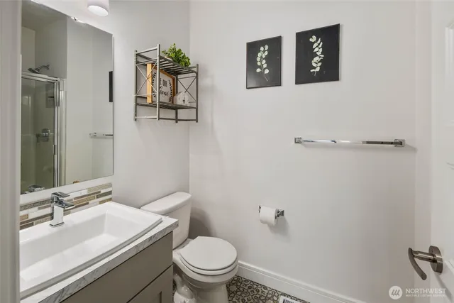 $1,100,000 | 6917 232nd Avenue East, Buckley, WA 98321