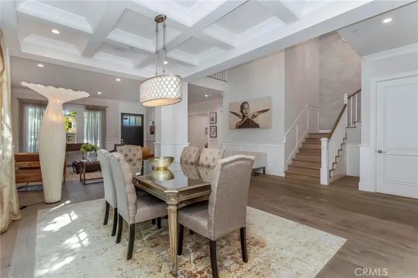 $5,300,000 | 14234 Greenleaf Street, Sherman Oaks, CA 91423