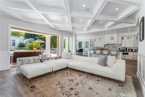 $5,300,000 | 14234 Greenleaf Street, Sherman Oaks, CA 91423