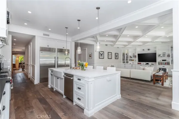 $5,300,000 | 14234 Greenleaf Street, Sherman Oaks, CA 91423