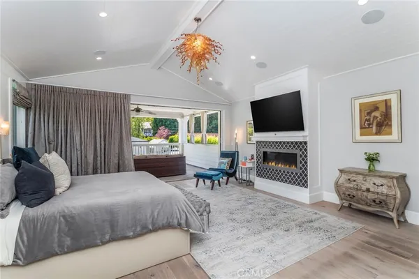 $5,300,000 | 14234 Greenleaf Street, Sherman Oaks, CA 91423