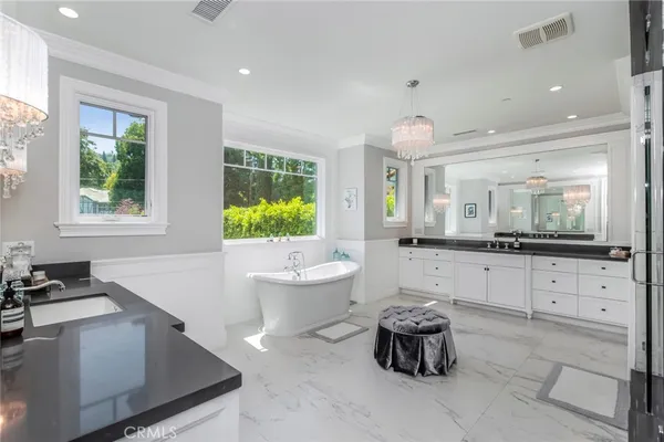 $5,300,000 | 14234 Greenleaf Street, Sherman Oaks, CA 91423
