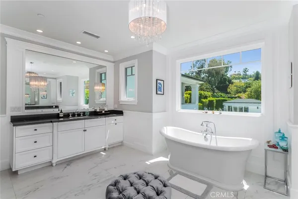 $5,300,000 | 14234 Greenleaf Street, Sherman Oaks, CA 91423