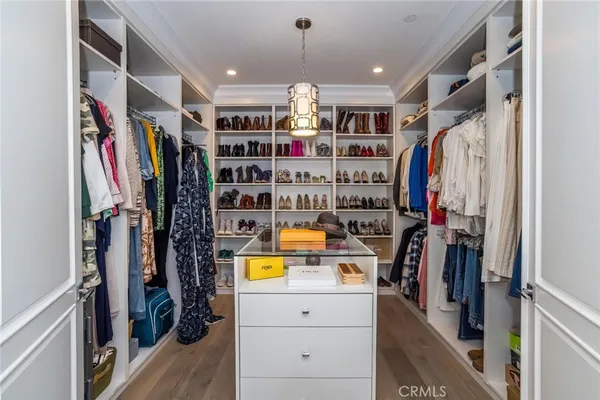 $5,300,000 | 14234 Greenleaf Street, Sherman Oaks, CA 91423