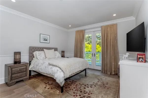 $5,300,000 | 14234 Greenleaf Street, Sherman Oaks, CA 91423