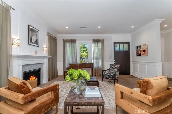 $5,300,000 | 14234 Greenleaf Street, Sherman Oaks, CA 91423