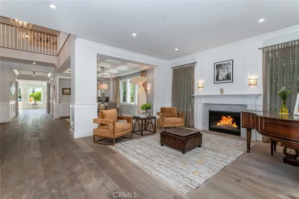 $5,300,000 | 14234 Greenleaf Street, Sherman Oaks, CA 91423