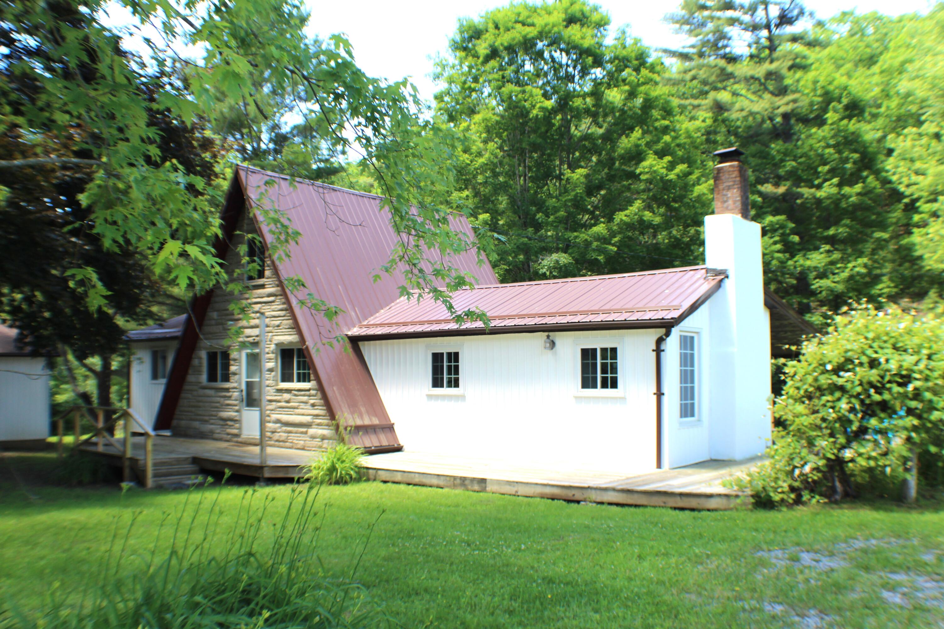 11923 Frost Road Dunmore, WV 24934 - Photo 9 of 29 Gallery Image 9