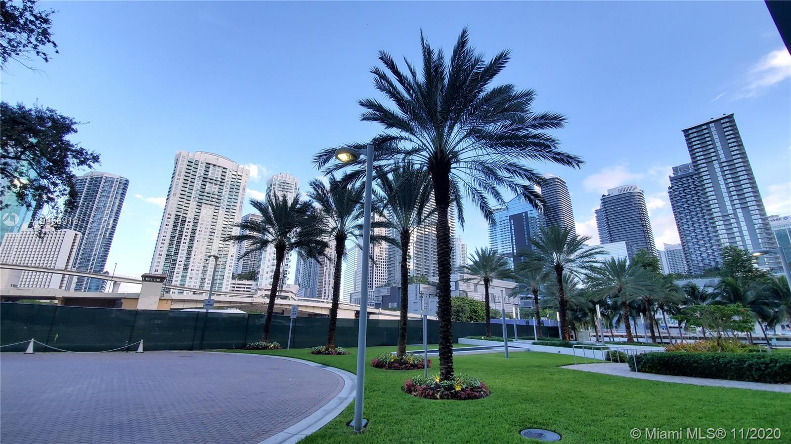 92 Southwest 3rd Street, Unit 3502 Miami, FL 33130 - Photo 14 of 31 Gallery Image 14