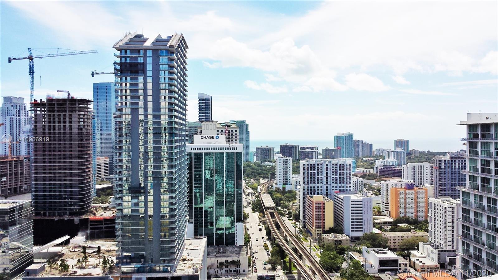 92 Southwest 3rd Street, Unit 3502 Miami, FL 33130 - Photo 3 of 31 Gallery Image 3