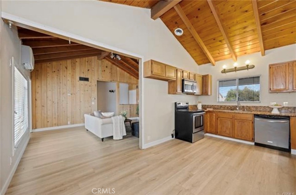 13429 Rancherias Road Apple Valley, CA 92308 - Photo 8 of 27