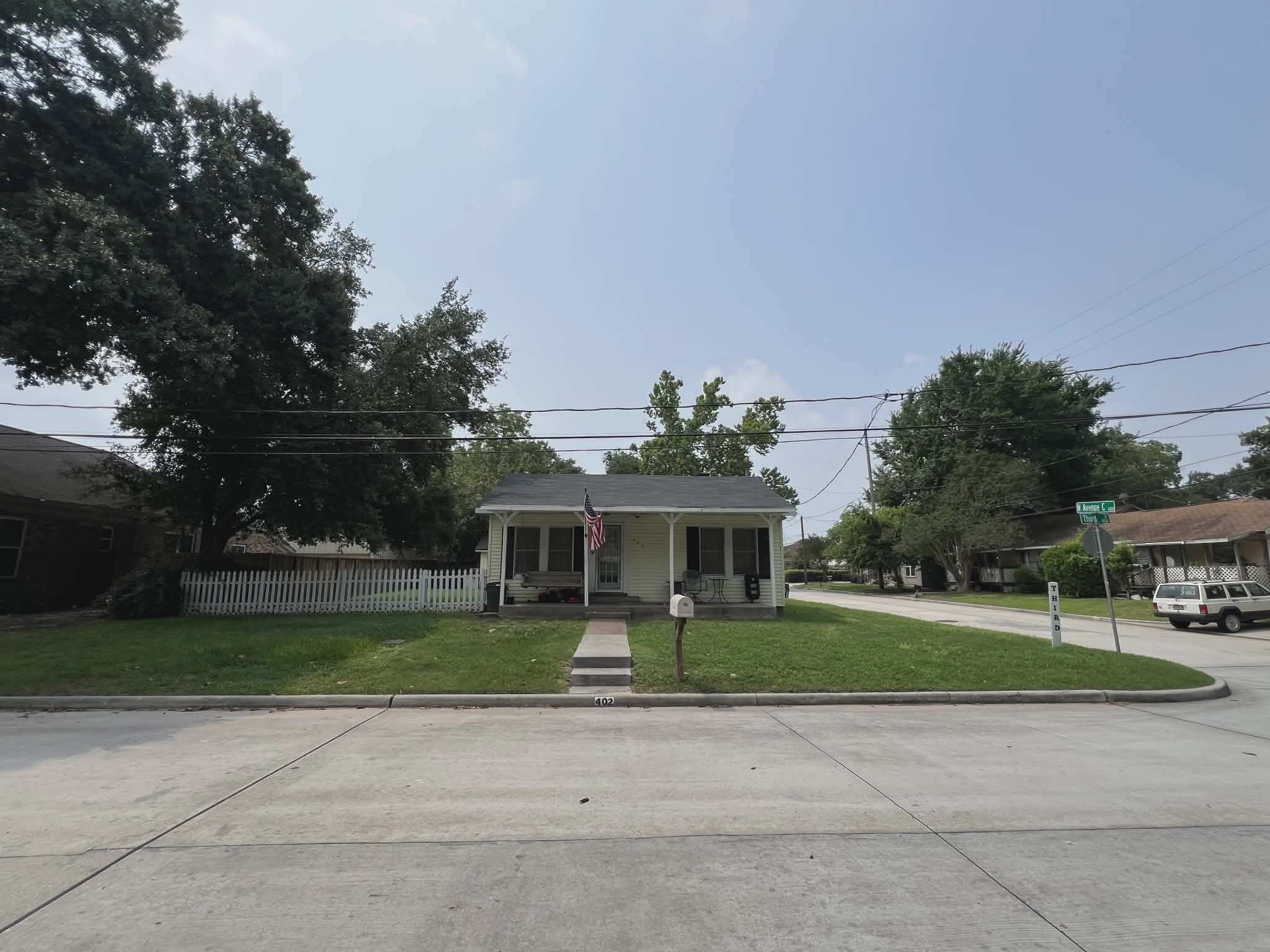 402 3rd Street Humble, TX 77338 - Photo 1 of 15