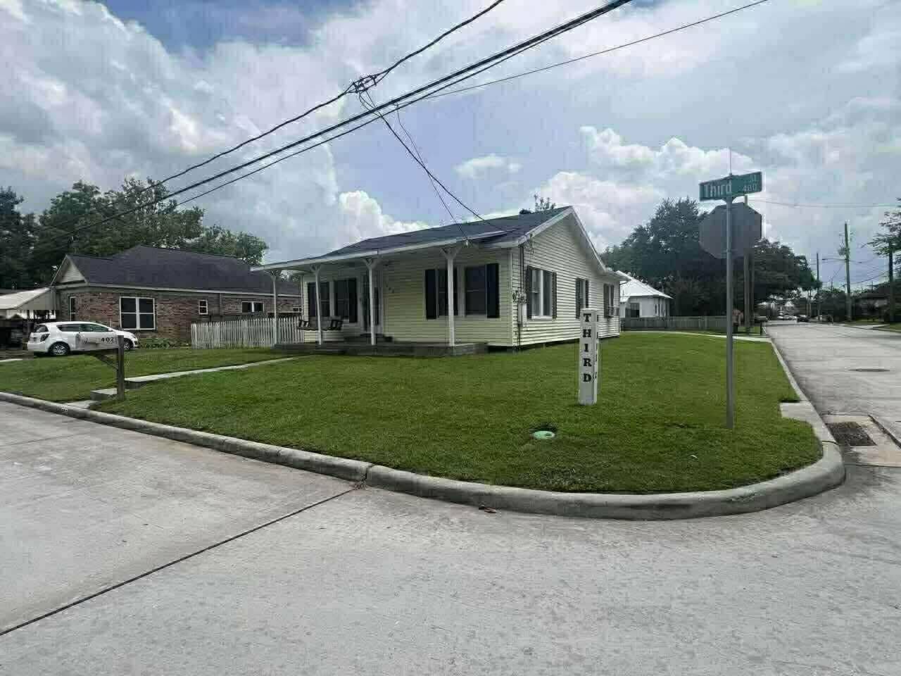 402 3rd Street Humble, TX 77338 - Photo 2 of 15