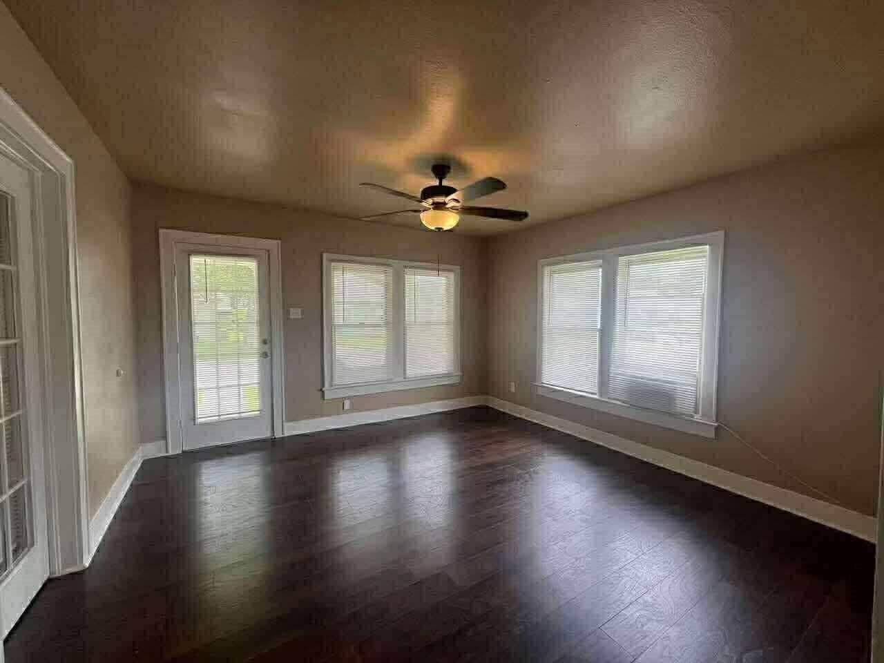 402 3rd Street Humble, TX 77338 - Photo 6 of 15