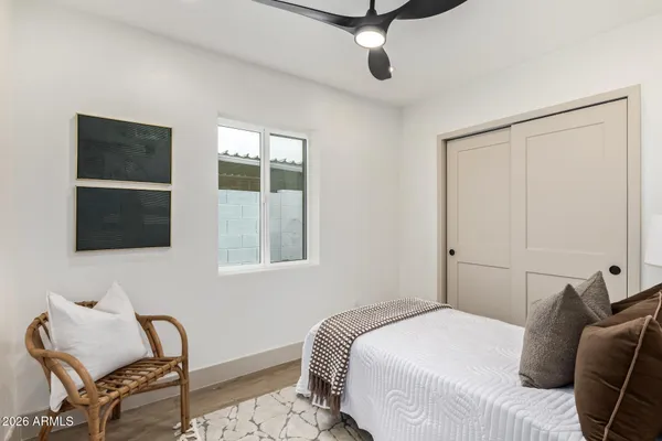 $629,900 | 385 East Clarendon Avenue, Phoenix, AZ 85012