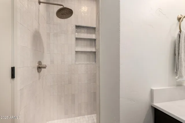 $710,000 | 385 East Clarendon Avenue, Phoenix, AZ 85012