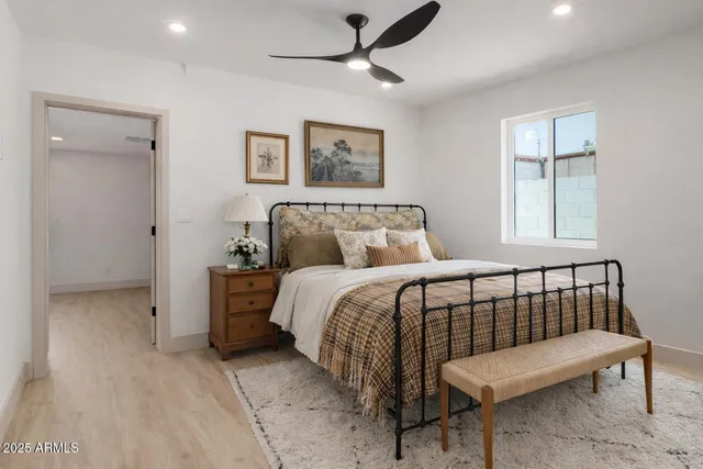 $710,000 | 385 East Clarendon Avenue, Phoenix, AZ 85012