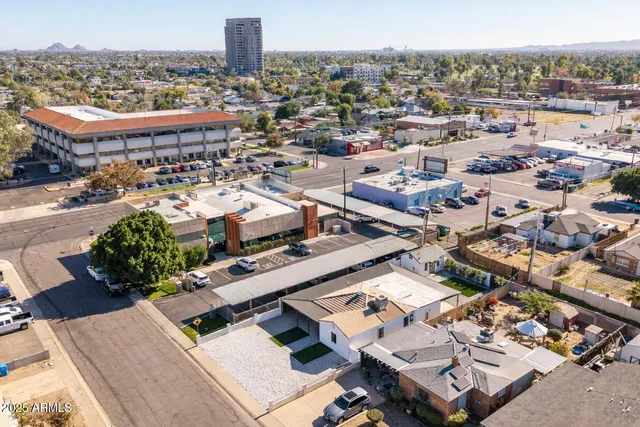 $710,000 | 385 East Clarendon Avenue, Phoenix, AZ 85012