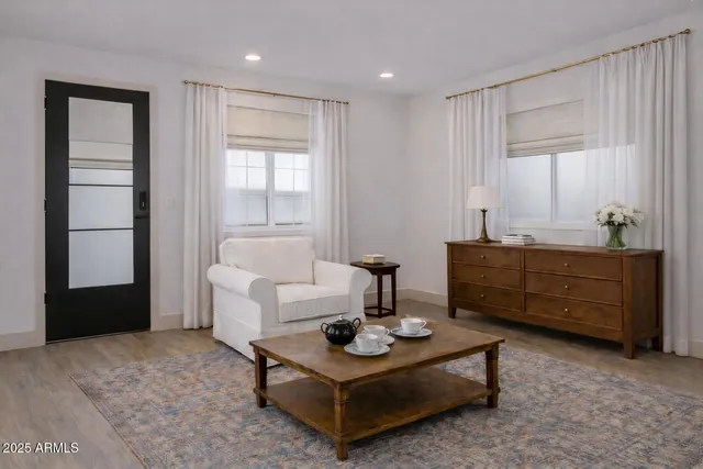 $710,000 | 385 East Clarendon Avenue, Phoenix, AZ 85012