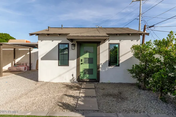 $629,900 | 385 East Clarendon Avenue, Phoenix, AZ 85012