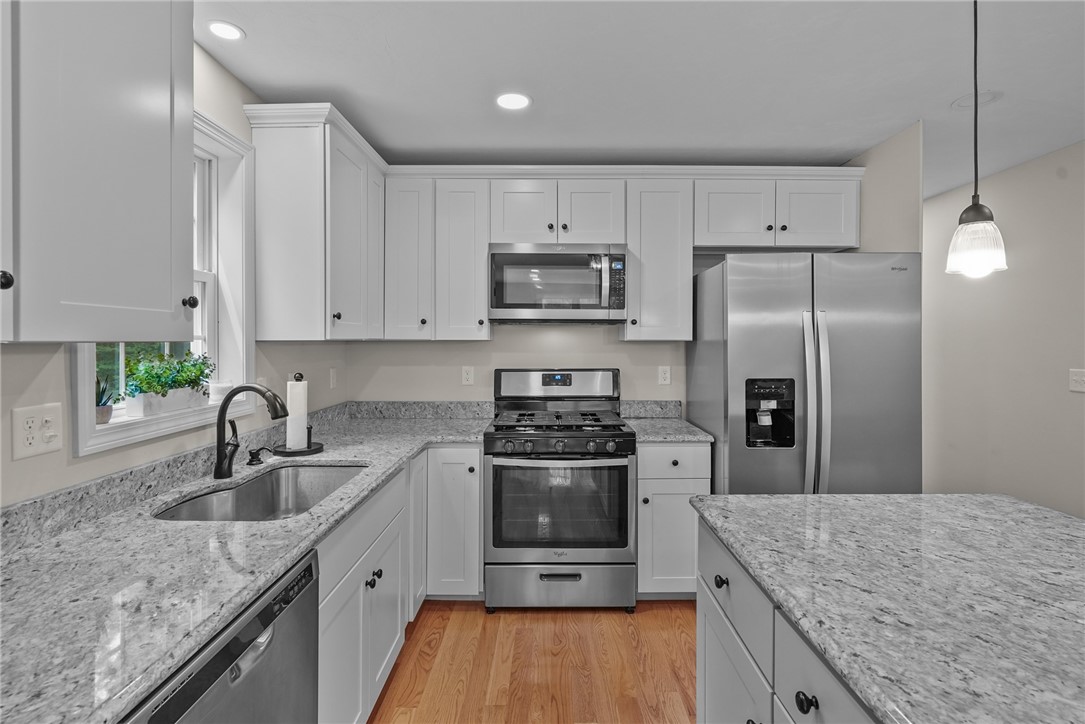 17 Fisher Road Cumberland, RI 02864 - Photo 6 of 46