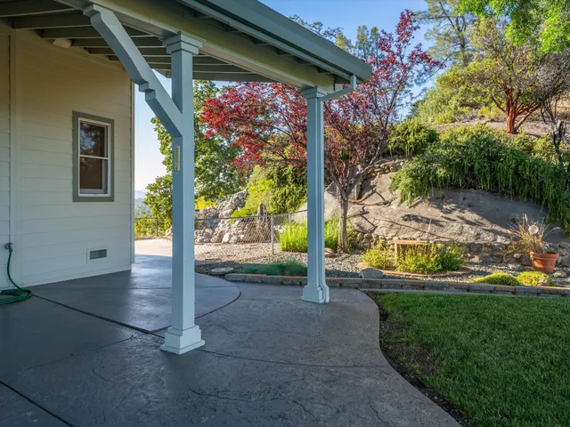 $989,000 | 22672 Knollwood Drive, Palo Cedro, CA 96073