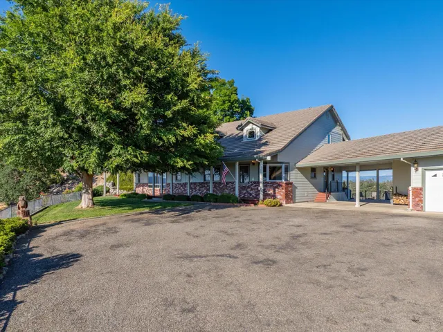 $989,000 | 22672 Knollwood Drive, Palo Cedro, CA 96073