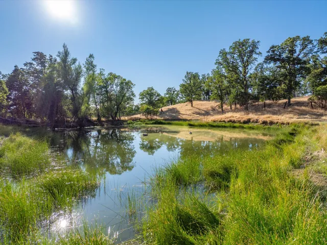 $989,000 | 22672 Knollwood Drive, Palo Cedro, CA 96073