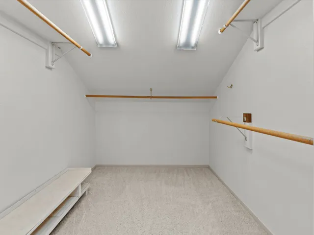 $989,000 | 22672 Knollwood Drive, Palo Cedro, CA 96073