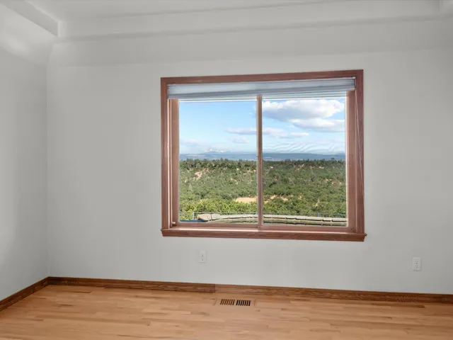 $989,000 | 22672 Knollwood Drive, Palo Cedro, CA 96073