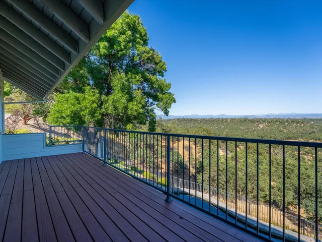 $989,000 | 22672 Knollwood Drive, Palo Cedro, CA 96073