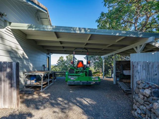 $989,000 | 22672 Knollwood Drive, Palo Cedro, CA 96073