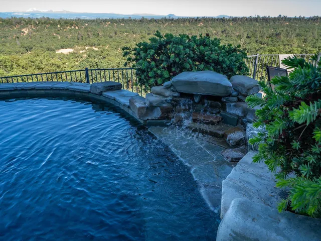 $989,000 | 22672 Knollwood Drive, Palo Cedro, CA 96073