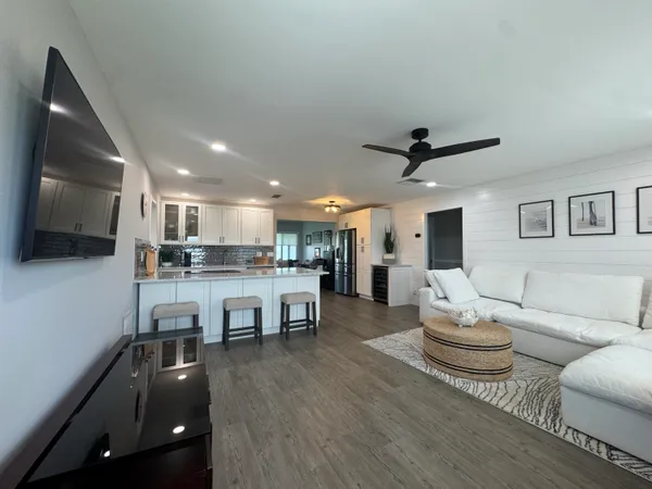 $3,500 | 108 Southwest 9th Street, Boynton Beach, FL 33426