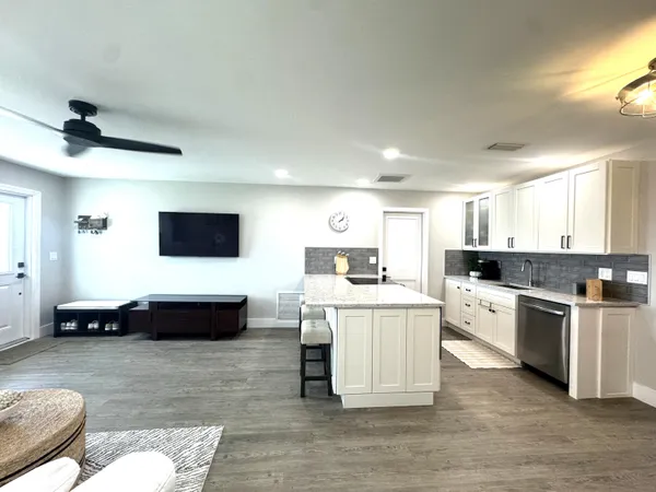 $3,500 | 108 Southwest 9th Street, Boynton Beach, FL 33426