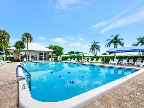 $3,500 | 108 Southwest 9th Street, Boynton Beach, FL 33426