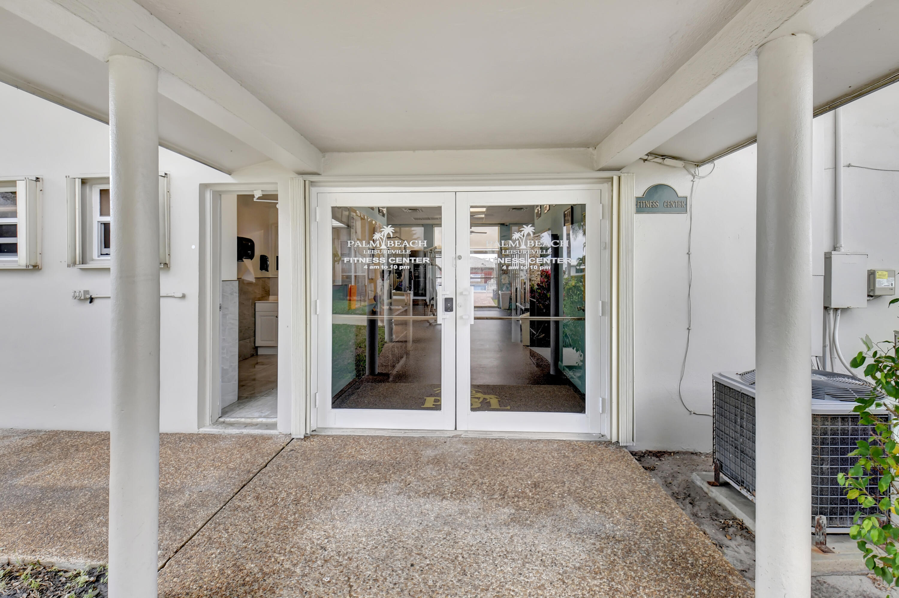 108 Southwest 9th Street Boynton Beach, FL 33426 - Photo 33 of 39 State of the Art Fitness Center