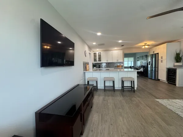 $3,500 | 108 Southwest 9th Street, Boynton Beach, FL 33426