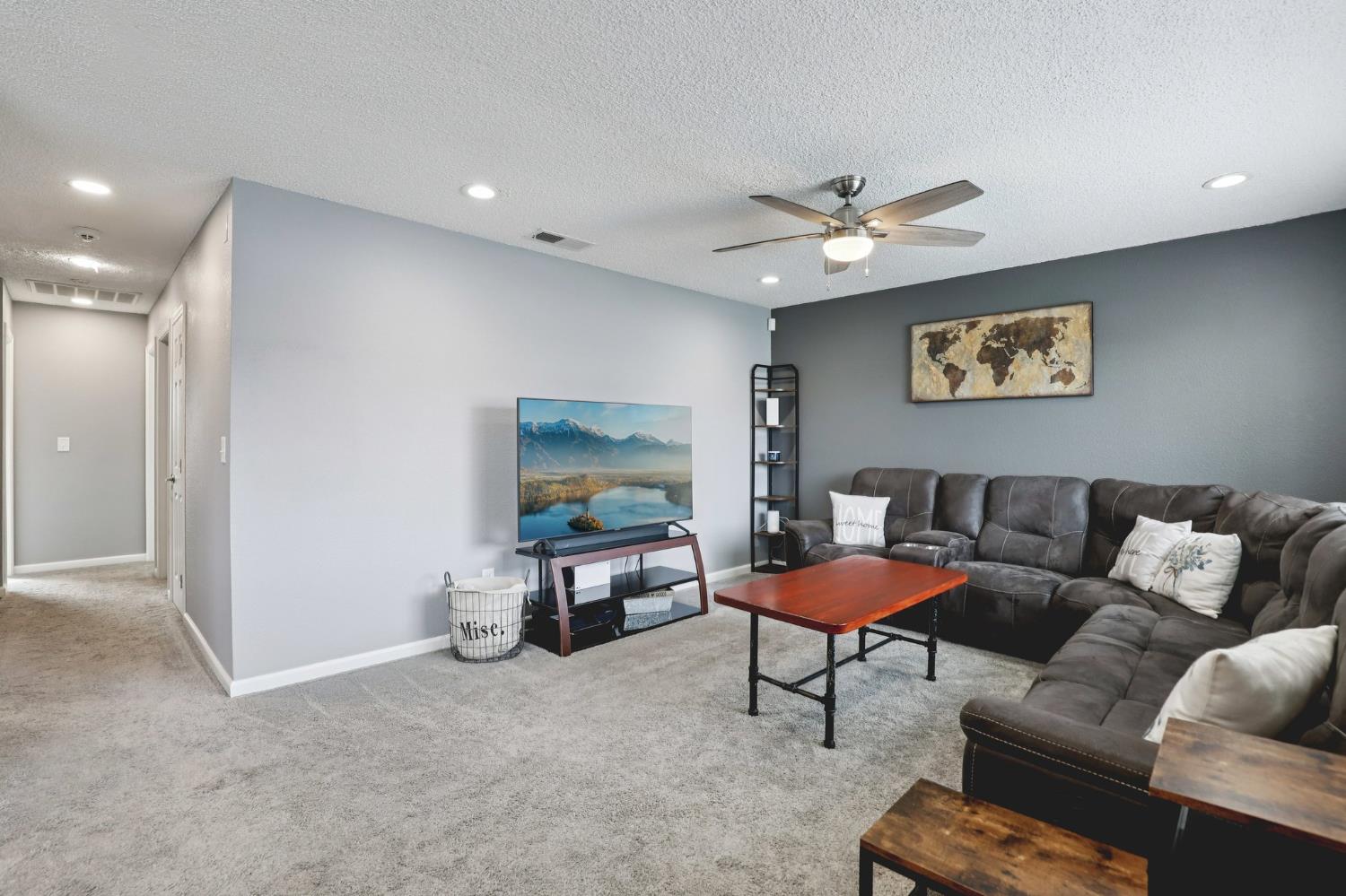 2370 Missouri Way Elverta, CA 95626 - Photo 5 of 24