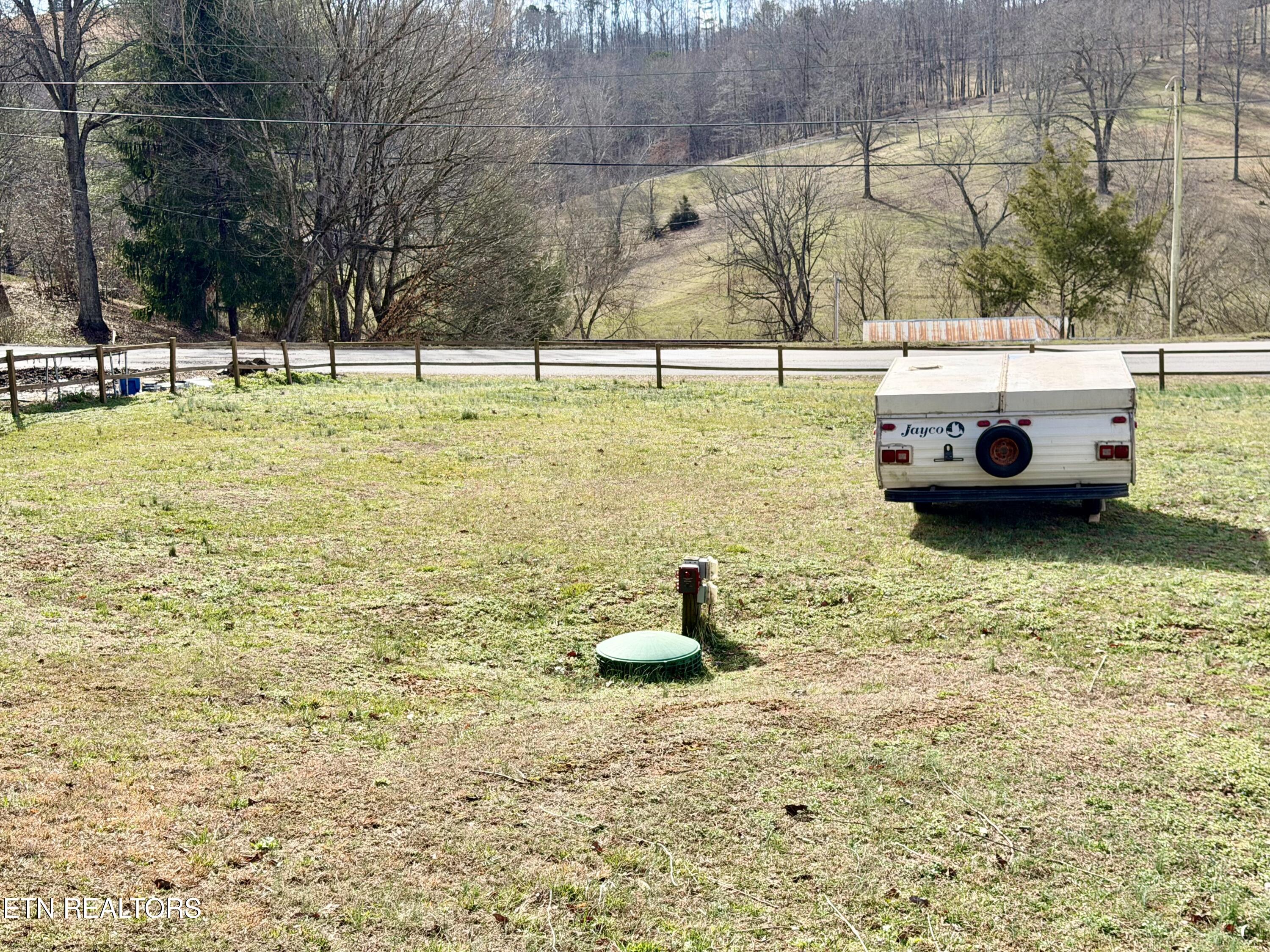 2218 Clouds Road New Tazewell, TN 37825 - Photo 15 of 40 IMG_1785