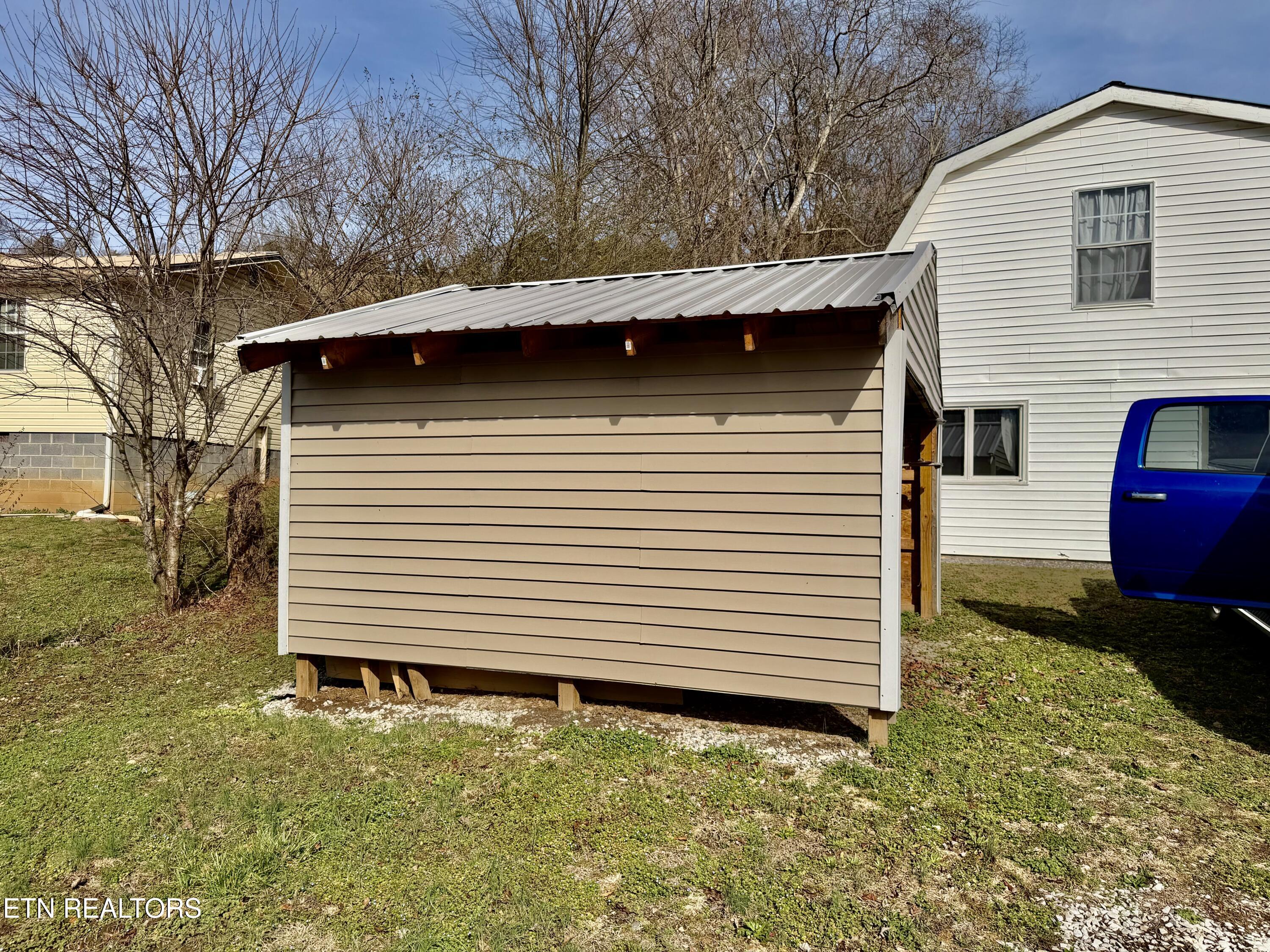 2218 Clouds Road New Tazewell, TN 37825 - Photo 18 of 40 IMG_1789