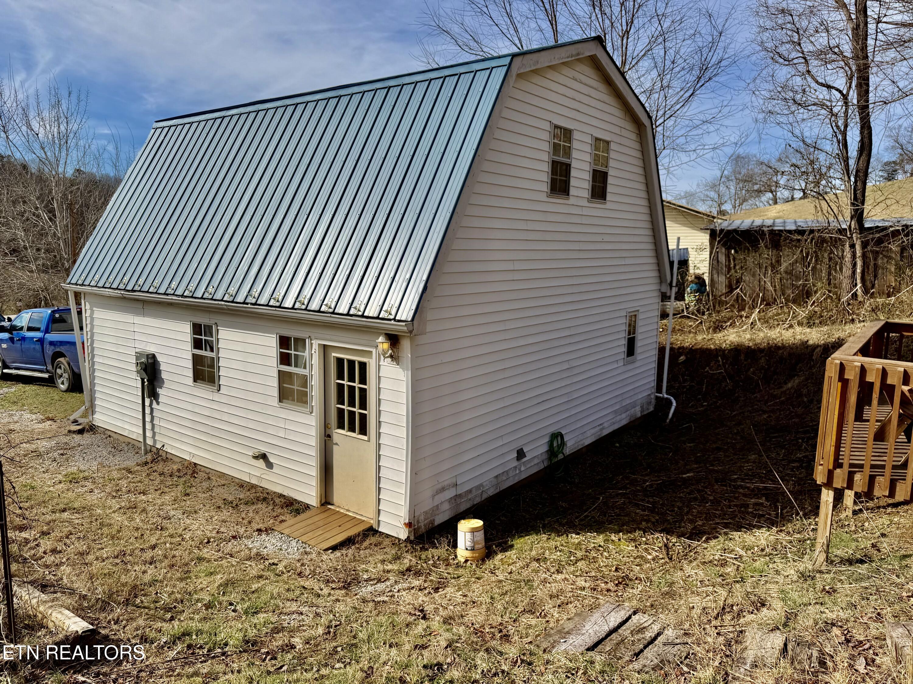 2218 Clouds Road New Tazewell, TN 37825 - Photo 6 of 40 IMG_1782