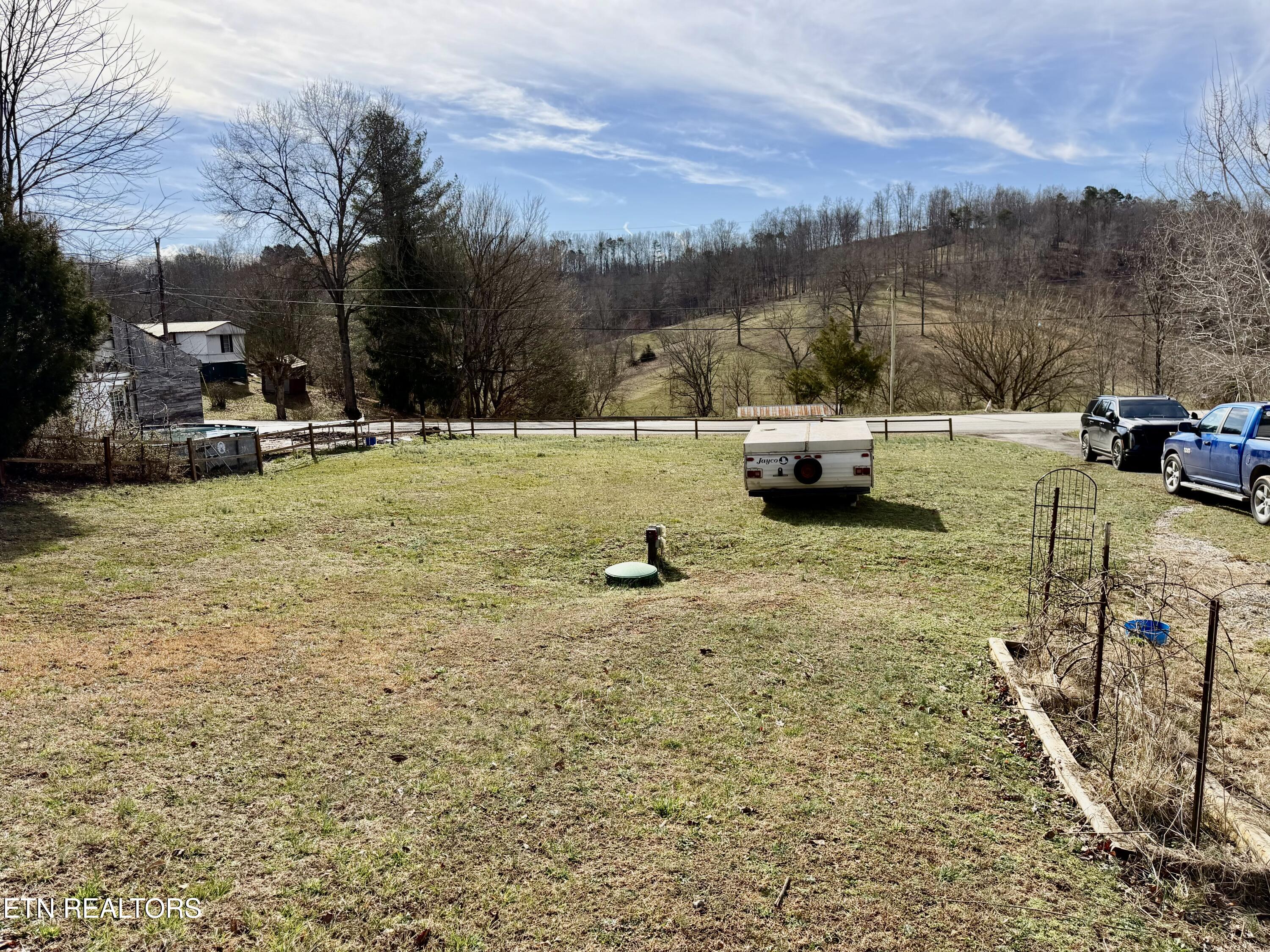 2218 Clouds Road New Tazewell, TN 37825 - Photo 7 of 40 IMG_1784