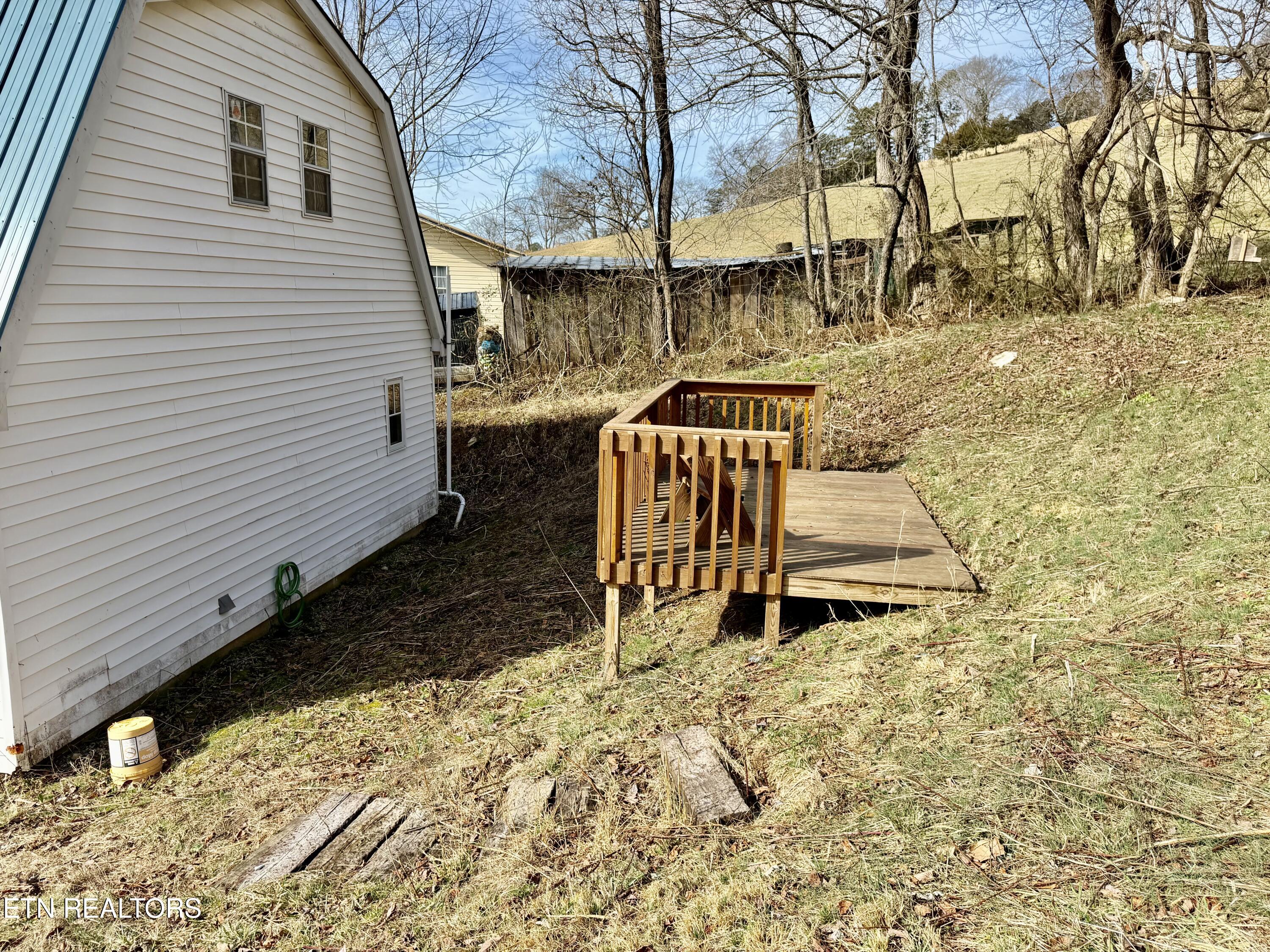 2218 Clouds Road New Tazewell, TN 37825 - Photo 9 of 40 IMG_1780