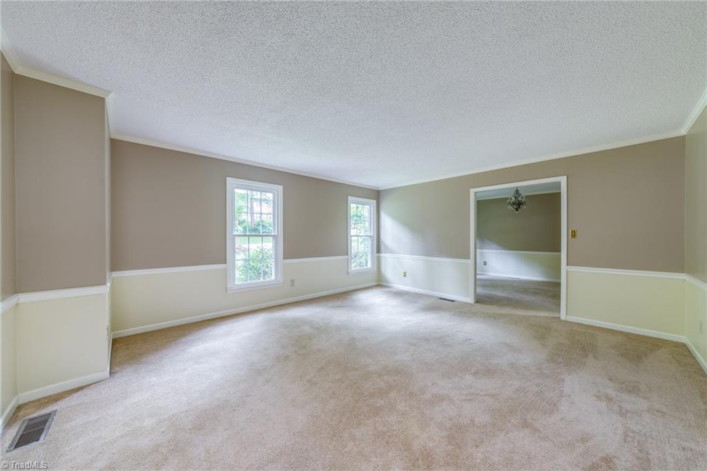 602 Barkworth Road Clemmons, NC 27012 - Photo 6 of 27 Gallery Image 6