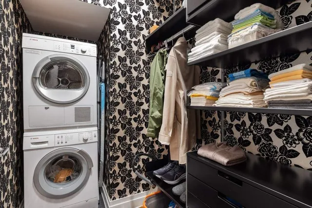 a close view of a fireplace in a room