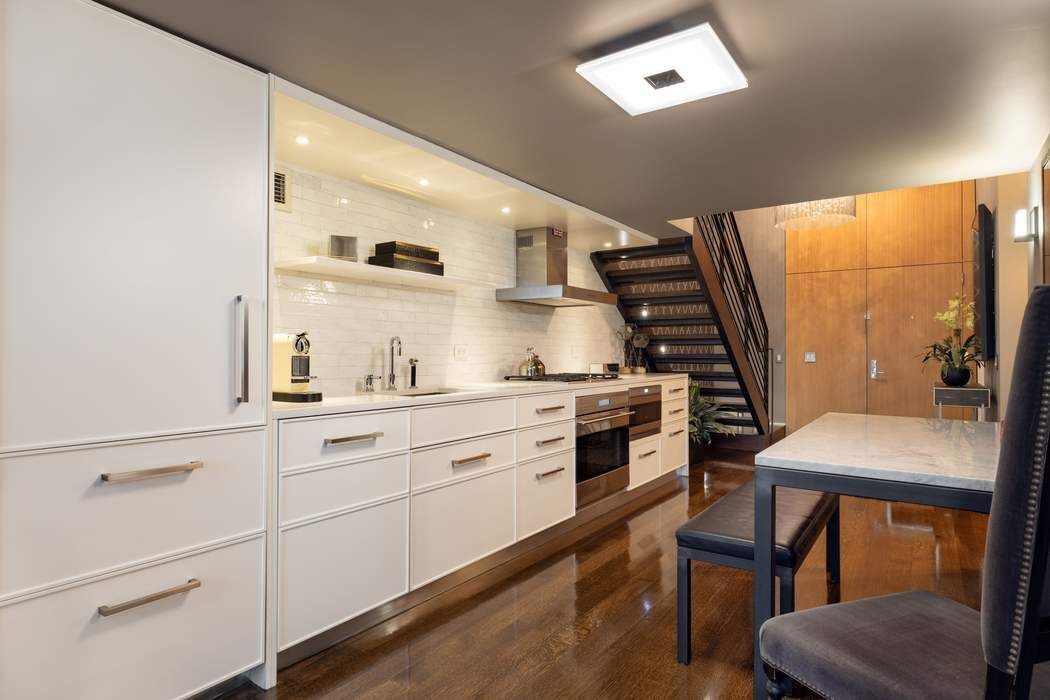 421 Hudson Street, Unit 420 Manhattan, NY 10014 - Photo 4 of 16