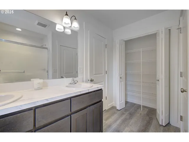 $650,000 | 508 Northeast 127th Street, Vancouver, WA 98685